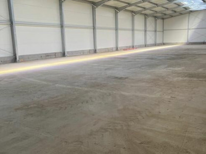 wynajmę halę z biurem razem 520m2 w dobrym miejscu