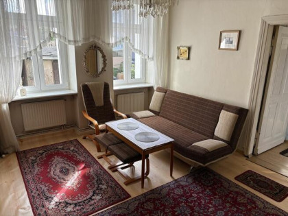 Przestronne 4-pok mieszkanie na parterze w centrum ul. Micki