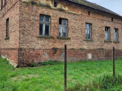 Sprzedam Dom i socjalny budynek