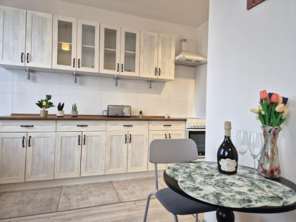 Duża kawalerka–33 m²-gotowe do wprowadzenia!