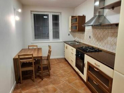 4-pokojowe mieszkanie wynajmę, 2 łazienki, 2 poziomy NowyGAJ