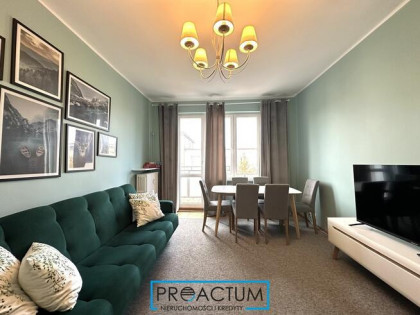 2 osobne pokoje, balkon, oddzielna kuchnia!