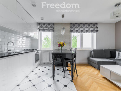 Do wynajęcia ciche, 2-pokojowe mieszkanie Muranów