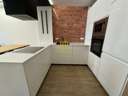 3 pokoje z ogródkiem,  Szklanych Domów