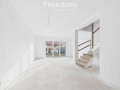 Ekonomiczny dom z ogródkiem – Skowarcz