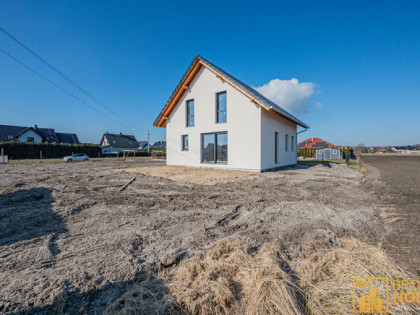 Dom Opole Czarnowąsy, Studzienna