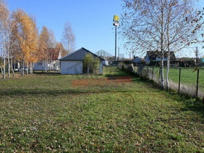 Schodnia, Teren inwestycyjny przy DK46 - 64 ar