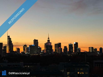 Wyjątkowy widok - centrum Warszawy, po remoncie w 2024 r., z balkonem