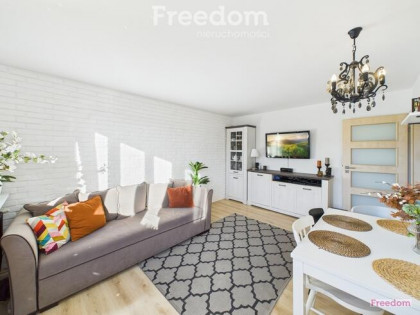 Dwustronne 3 pokoje z loggią – pełne wyposażenie