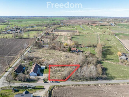 Działka w miejscowości Jezioro, niedaleko Elbląga