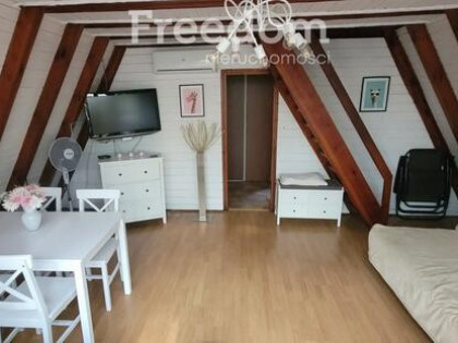 Domek Brda w lesie z basenem- idealny na wakacje i