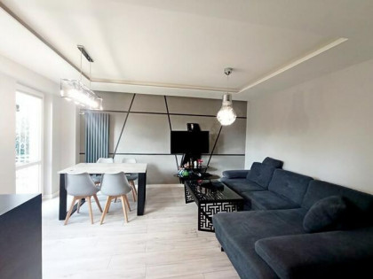 3 pokoje z ogródkiem + internet i TV – Włościańska