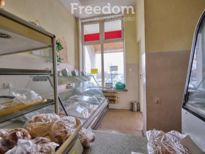 Na sprzedaż lokal użytkowy, parter, duże witryny