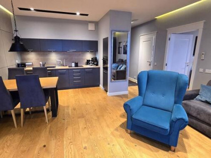 Apartament 2pok. – Raginisa, Balkon, Klima, Garaż