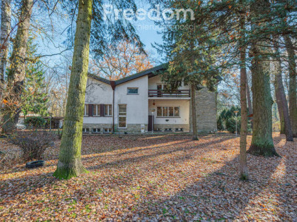 Działka budowalna z domem w Zalesiu Dolnym