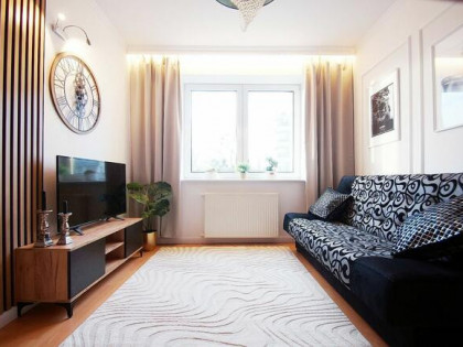 Mieszkanie 2 pok, nowy budynek z windą, tylko 500m od SKM