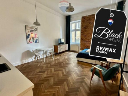 BLACK WEEKS - Klimatyczne mieszkanie w centrum