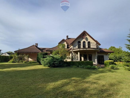 Rodzinny dom z dużą działką – 5 minut od Płocka