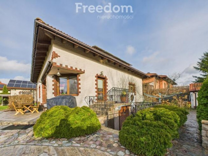 Dom z sauną, jacuzzi i widokiem na Dolinę Łyny