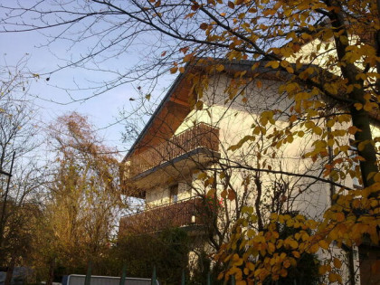 Samodzielny pokój z łazienką wynajmę dziewczynie Kraków - Po