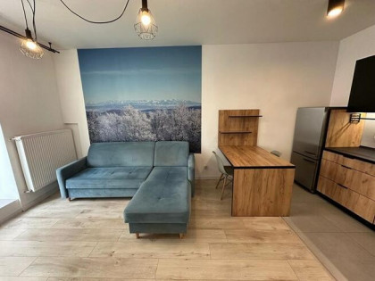 Jasne 2 pokoje blisko Galerii Jurajskiej,Krakowska