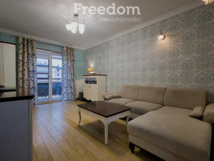 Os. Piastowskie 3 pokoje, pierwsze piętro