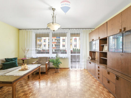 Mieszkanie w niskim bloku, do własnej aranżacji