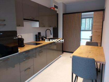 Gotowy do wprowadzenia, wsłana kuchnia i łazienka