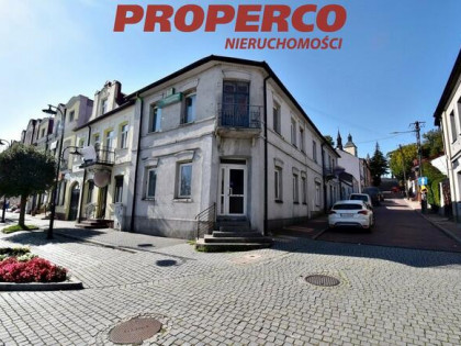 Dom Małogoszcz, Plac Kościuszki