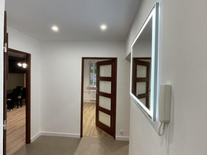 3-pokoje/parter/duża łazienka/do wprowadzenia