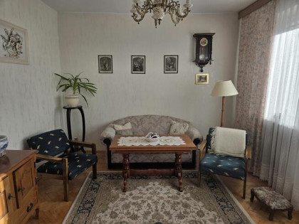 sprzedam 4 pokojowe mieszkanie w atrakcyjnej lokalizacji