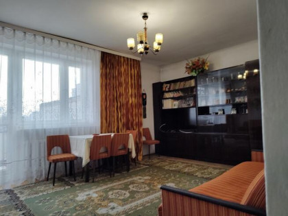 Mieszkanie 3-pokojowe z oddzielną kuchnią, balkon