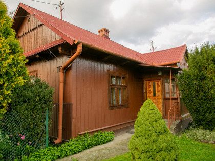 Dom i bydunek gospodarczy- Marcinkowice gm. Radłów