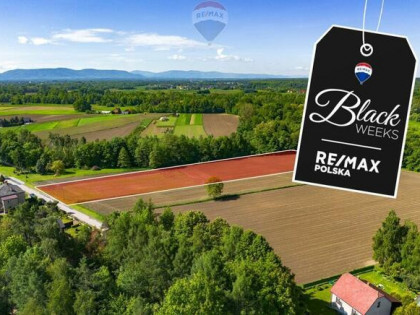 BLACK WEEKS - Działka z warunkami zabudowy