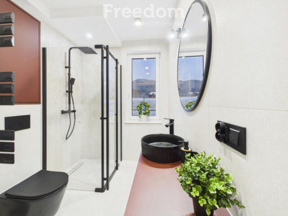 Dom w Sasankach gotowy do zamieszkania