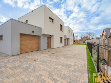 Dom Domecko gm. Komprachcice, Młyńska