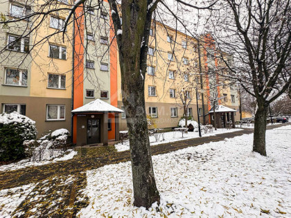 Przestronne 3-pokojowe mieszkanie 75 m², Gołębiów