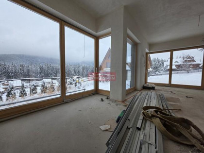 Widok 2pk+ taras ogród grzany basen sauna jacuzzi