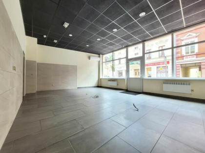 Wynajęmę lokal w Mrągowie ul. Królewiecka