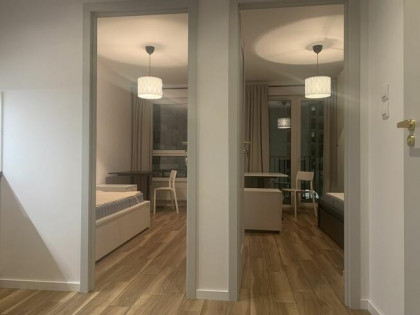 Dwa osobne pokoje, balkon, szybki dojazd do centrum Warszawy