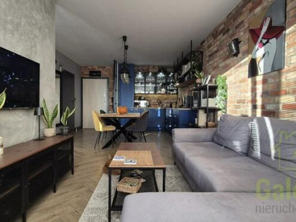 Przytulny LOFT na Nowym Mieście; 2 pokoje, balkon