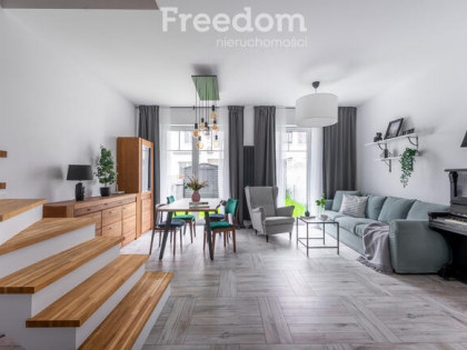 Na sprzedaż segment na zamkniętym osiedlu