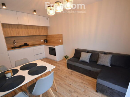 Nowy apartament z ogródkiem. Garaż. Duża komórka.