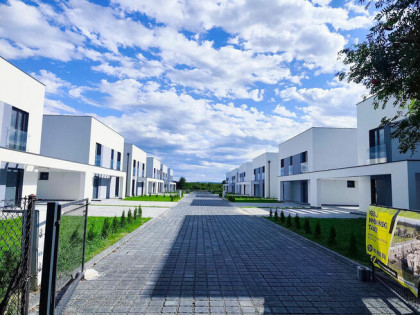 REZERWACJA NOWY DOM W KROŚNIE!