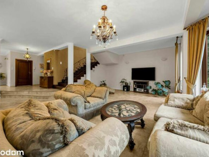 BEZPOŚREDNIO! Duży rodzinny dom z pięknym ogrodem Wilanów