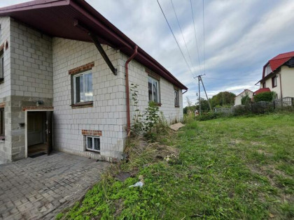 Dom w Rzeczycy Ziemiańskiej