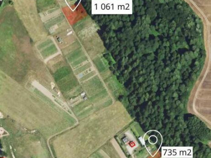 Pół bliźniaka z dodatkowymi działkami w Boćwince