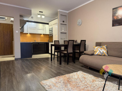 Mroza, 48m2, 2 pok, winda, balkon, miejsce parking