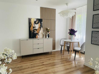 Sprzedam mieszkanie 2 pokoje+salon UL. MICKIEWICZA-LUBIN