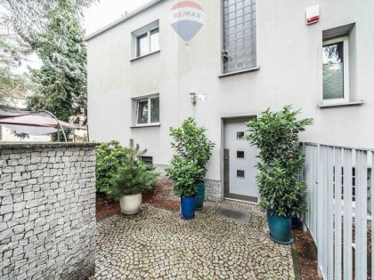 Biuro bezczynszowe willa Stary Grunwald